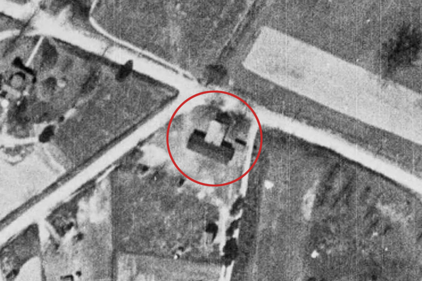 Black and white aerial photograph of the intersection of Malcolm Road and Lawyers Road in 1937.